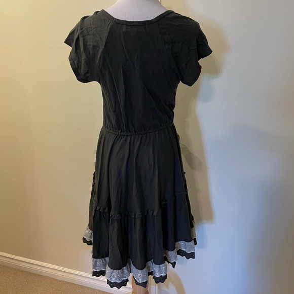 Very cute Wildfox ‘love is everything’ dress - Picture 6 of 9